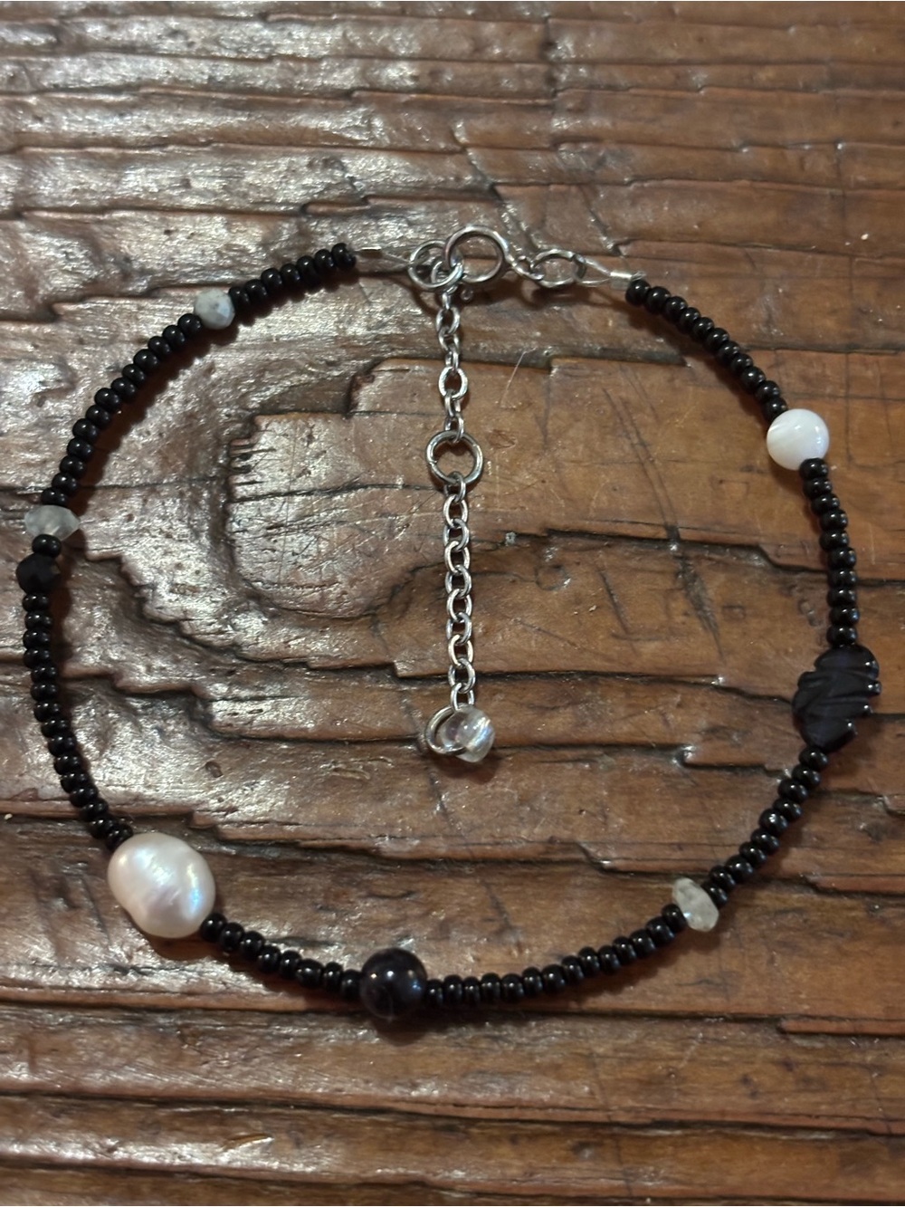 Delicate Black Bead & Pearl Women's Bracelet